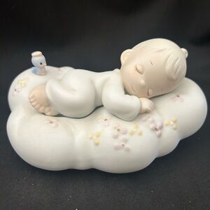 1992 Precious Moments Safe in the Arms of Jesus